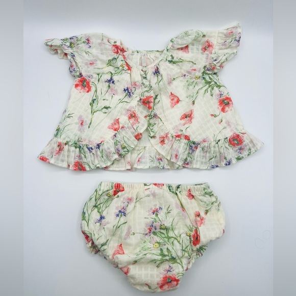 Baby Gap Matching Set - Picture 3 of 4